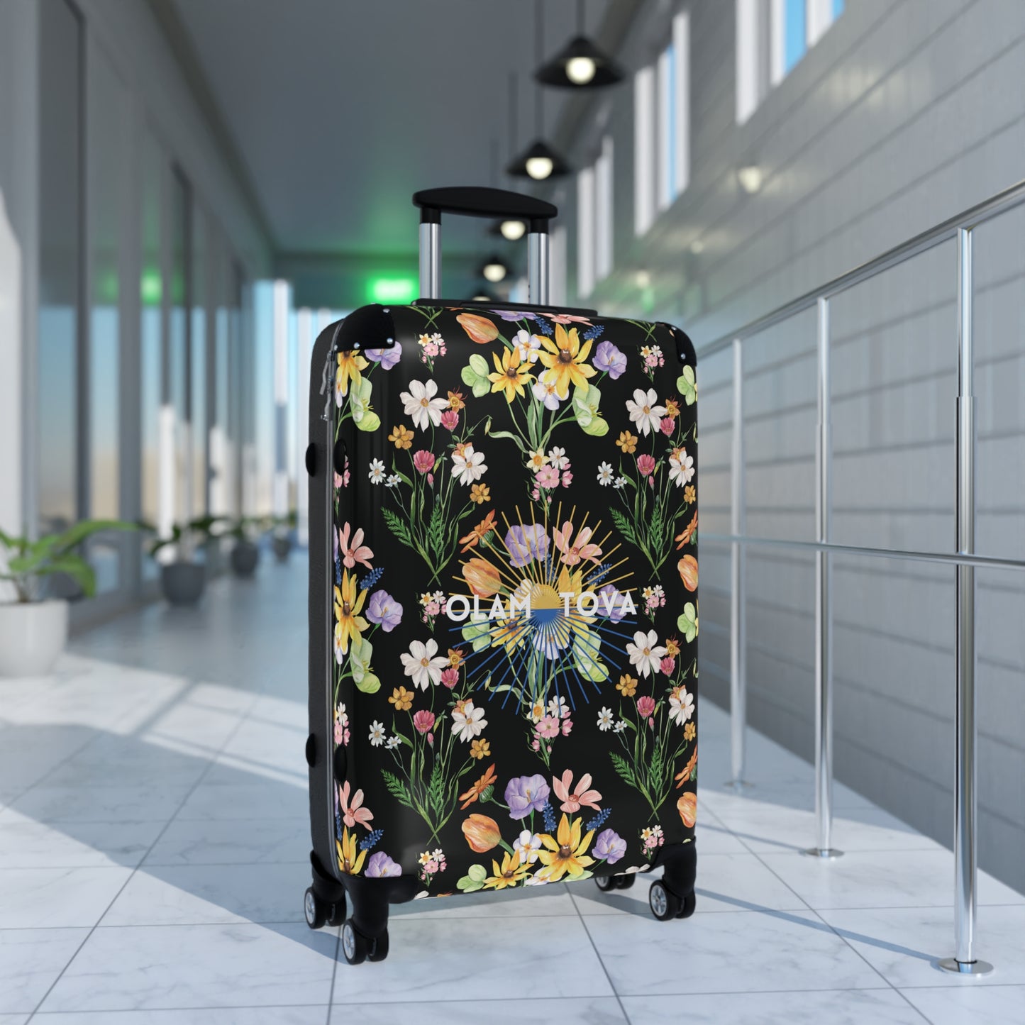 Yvonne Floral Pattern on Black Suitcase