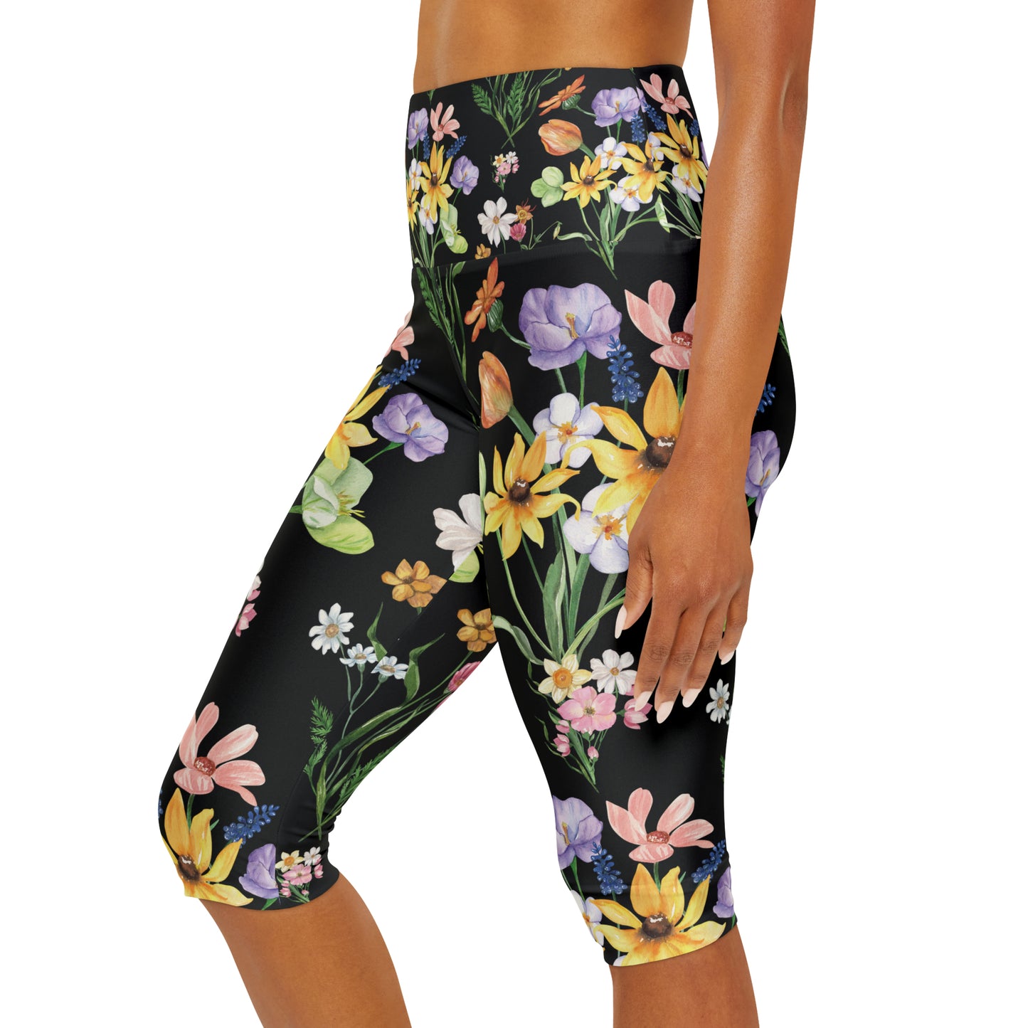 Yvonne Floral Pattern on Black Yoga Capri Leggings