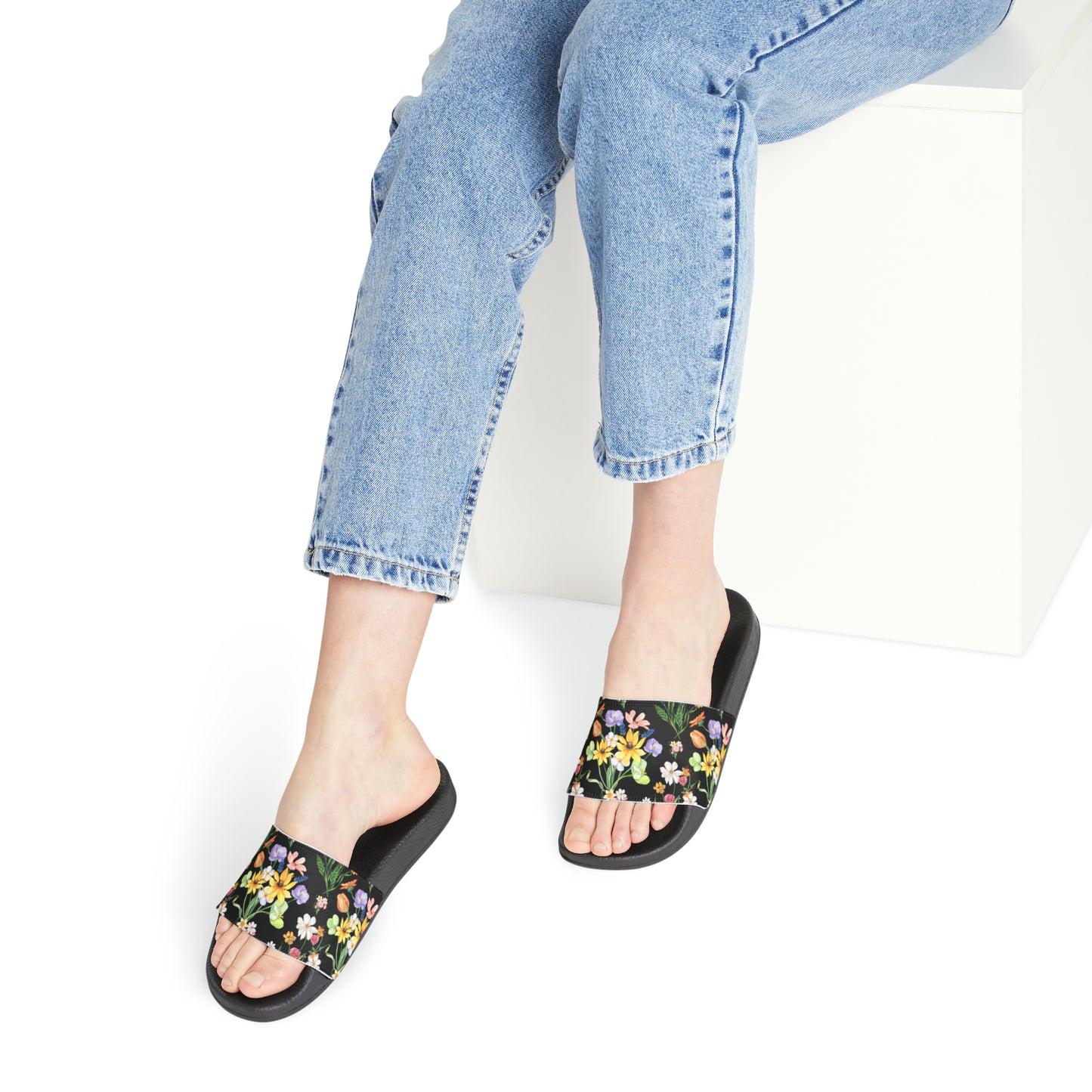 Yvonne Floral Pattern on Black Women's PU Slide Sandals