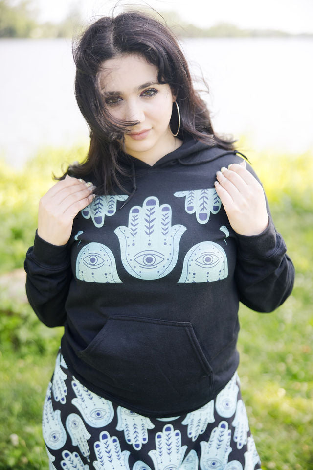 Hannah Bright Turquoise Hamsa Design Unisex Heavy Blend™ Hooded Sweatshirt